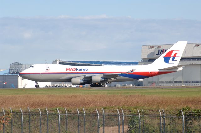 Boeing 747-400 (9M-MPR) - Departure at Narina Intl Airport R/W34L on 2006/11/12