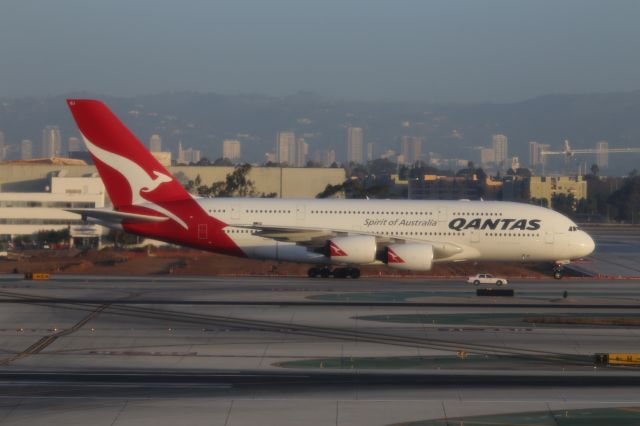 Airbus A380-800 (VH-OQJ)