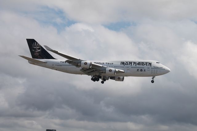 Boeing 747-400 (TF-AAK)