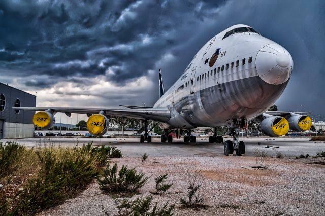 Boeing 747-200 (SX-TID) - The queen still awaits her fate after the company bankrupted a few years ago.