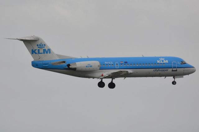 Fokker 70 (PH-KZL)