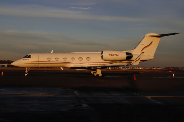 Gulfstream Aerospace Gulfstream IV (N437GA) - 3rd photo ever on FlightAware of N437GA - KOLAHA !