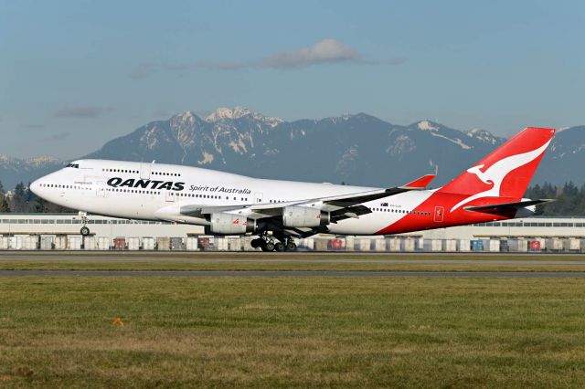 Boeing 747-400 (VH-OJS)