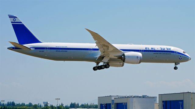 Boeing 787-9 Dreamliner (4X-EDF) - BOE820 on final to Rwy 16R to complete a B1 flight on 7.27.18. (ln 735 / cn 63394). The aircraft has been painted in a retro livery.