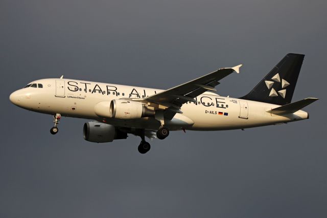 Airbus A319 (D-AILS) - Photo taken on September 3, 2021.