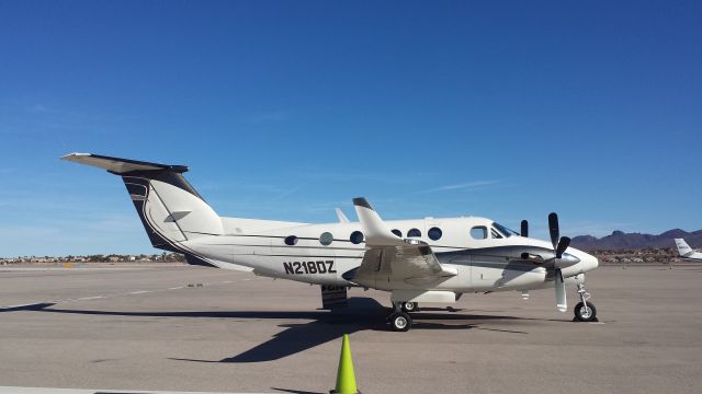 Beechcraft Super King Air 200 (N218DZ)