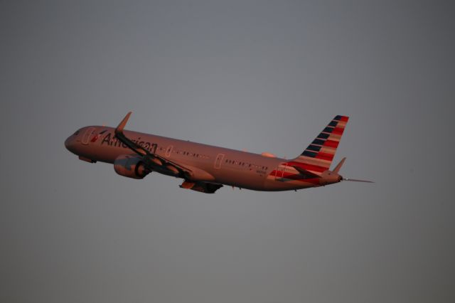 Airbus A321neo (N400AN)