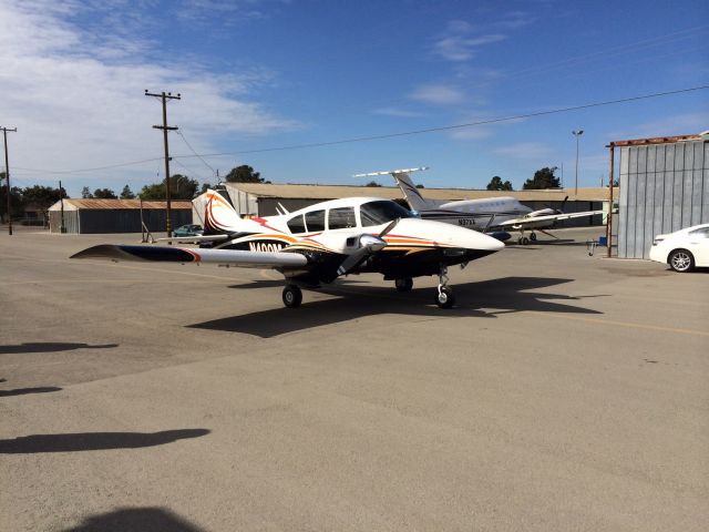 Piper Apache (N400MJ) - Just out of paint