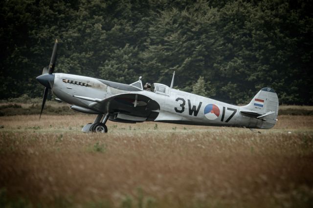 SUPERMARINE Spitfire (PH-OUQ)