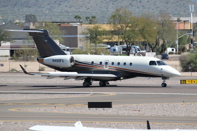 Embraer Legacy 550 (N400FX)