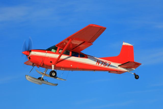 Cessna Skywagon (N757) - Heading out from Lake Hood on a beautiful February day.