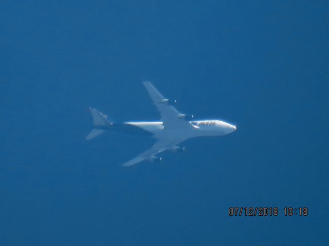 Boeing 747-400 (N446MC)