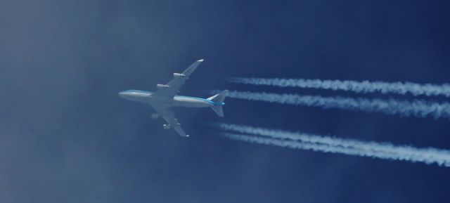 Boeing 747-200 (PH-BFY) - Flight KLM713 at 34,000 ft. Amsterdam-Paramaribo. 12th Oct 2013