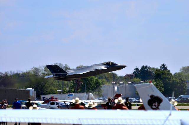 Lockheed F-35C — - F-35 conducts a low pass at Wittman Regional Airport during NIFA SAFECON 2025