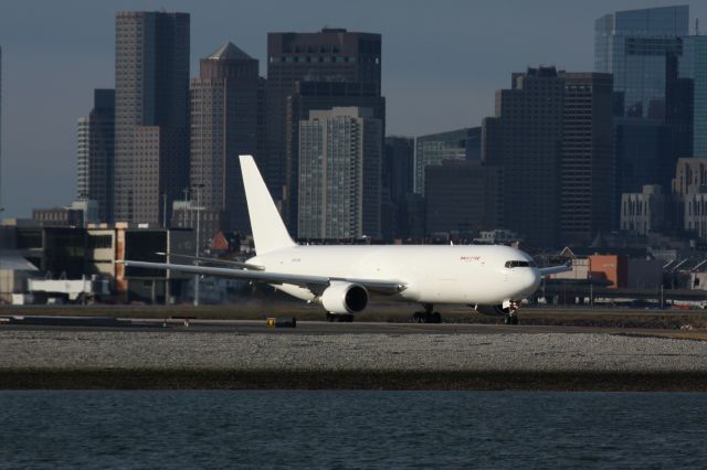 BOEING 767-300 (N761CK)