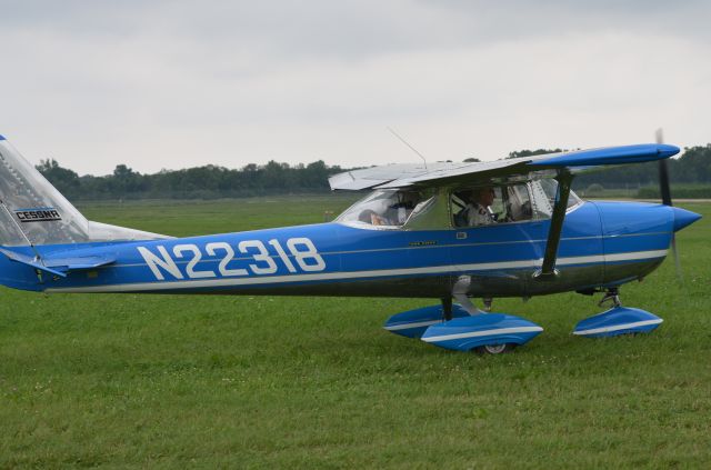 Cessna Commuter (N22318) - Taxiing to Oshkosh Airventure 2018