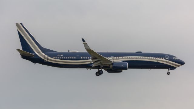 Boeing 737-900 (LX-DIO)