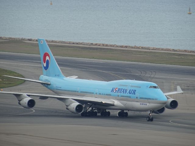 Boeing 747-400 (HL7472)