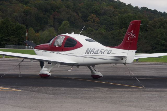 Cirrus SR-22 (N645CP)