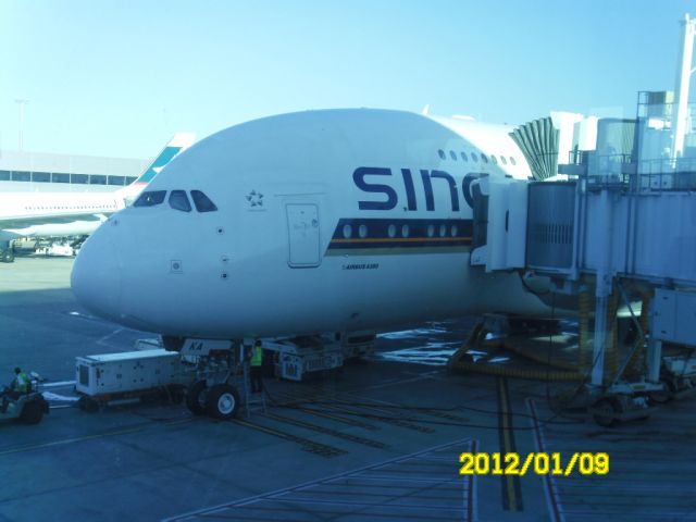 Airbus A380-800 (9V-SKA) - Singapore airlines Airbus A380-841 SQ227 SIN-MEL At YMML and First Airbus A380 to be flown Commercially