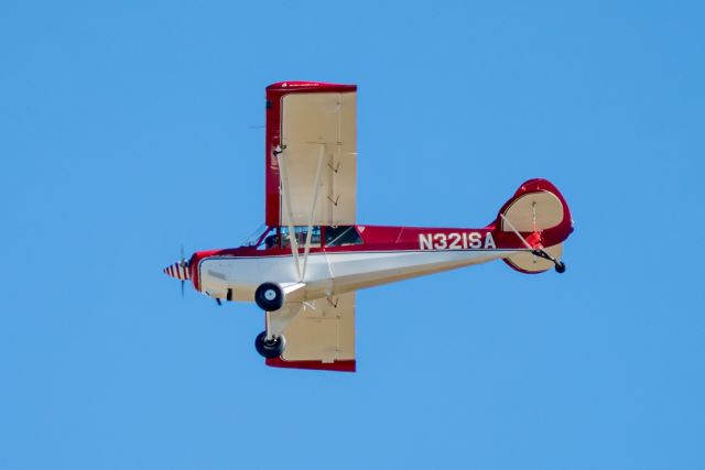 CHRISTEN Husky (N321SA)