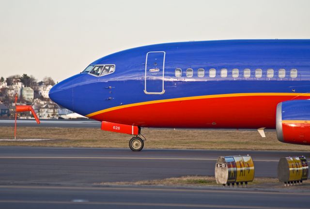 BOEING 737-300 (N626SW)