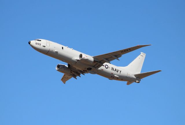 16-8999 — - A Boeing P-8A Poseidon running touch and gos down Runway 18R at Carl T. Jones Field, Huntsville International Airport, AL - October 11, 2016. Shot with a Canon T5 in sports mode with the 75mm-300mm lens, outside the taxiway perimeter fence along west Boeing Road.