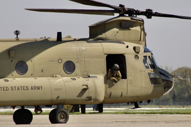 Boeing CH-47 Chinook (1508197) - US Army Boeing CH-47F Chinook. 1st Combat Aviation Brigade, 1st Infantry Div. 4/26/23. 