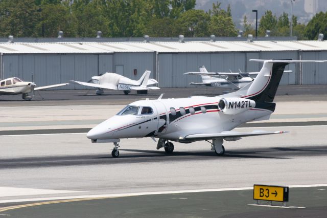 Embraer Phenom 100 (N142TL)