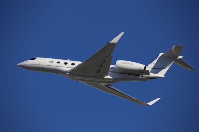 Gulfstream Aerospace Gulfstream G650 (N988NC)