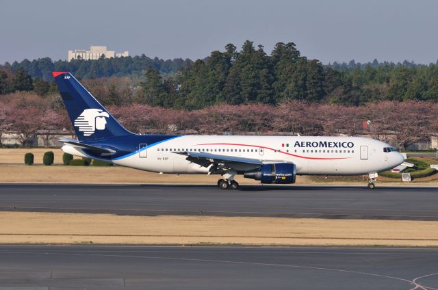 BOEING 767-200 (XA-EAP) - 2012/4/7