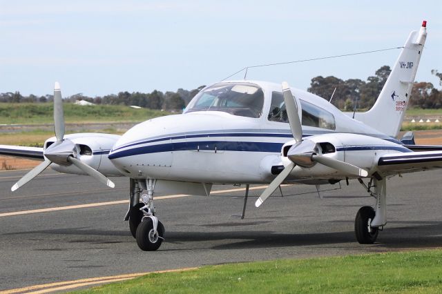 Cessna 310 (VH-JMP)