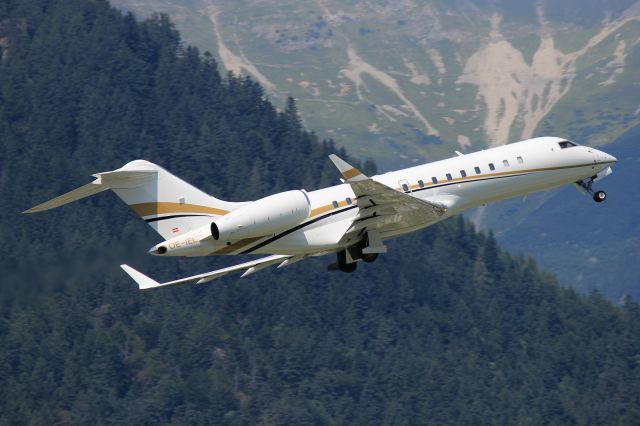 Bombardier Global Express (OE-IEL)