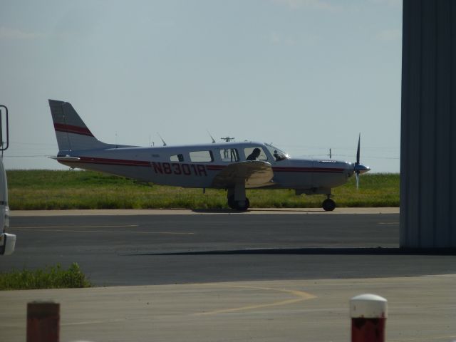 Piper Saratoga (N8301R)