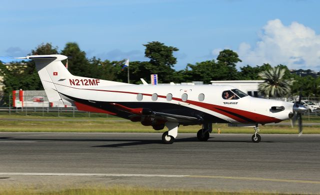 Pilatus PC-12 (N212MF)