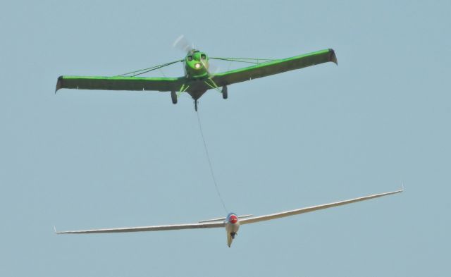 — — - Green Tow with "Delta" departing 27 at Carson City on the way to Truckee, CA (KTRK).