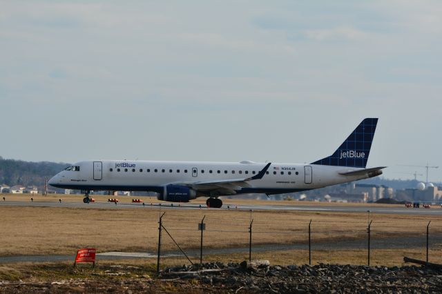 Embraer ERJ-190 (N304JB)