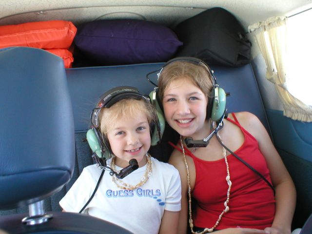 Piper PA-24 Comanche (N7274P) - Brianna and Danielle