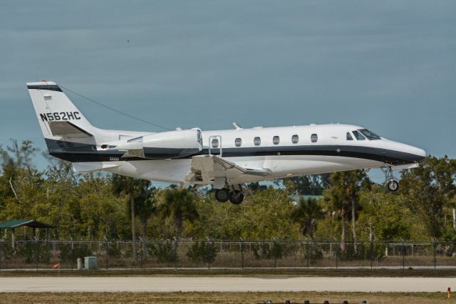 Cessna Citation Excel/XLS (N562HC)