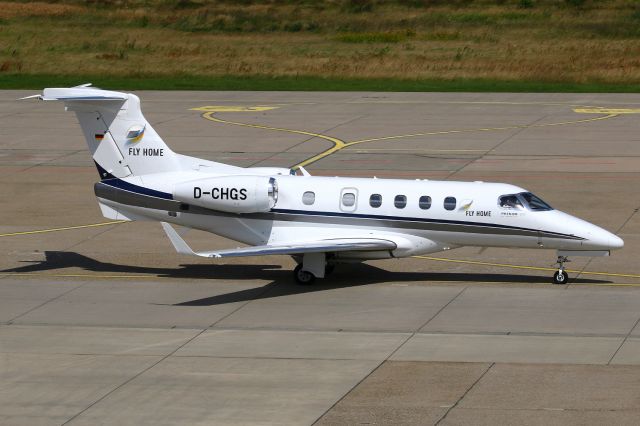 Embraer Phenom 300 (D-CHGS)