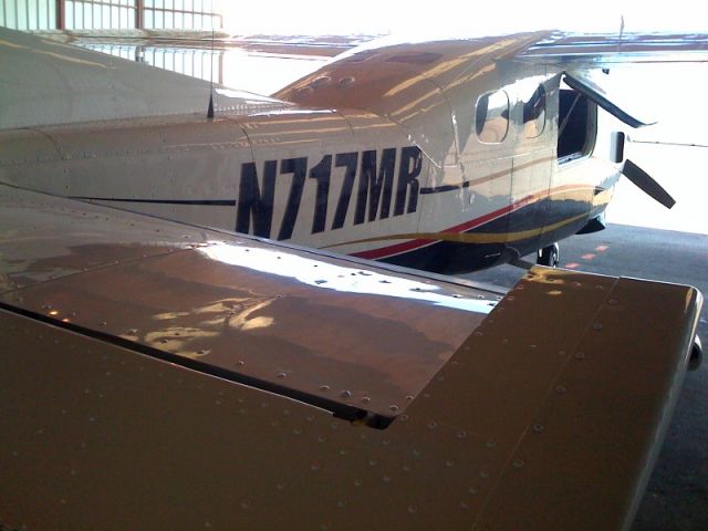 Cessna P210 Pressurized Centurion (N717MR)