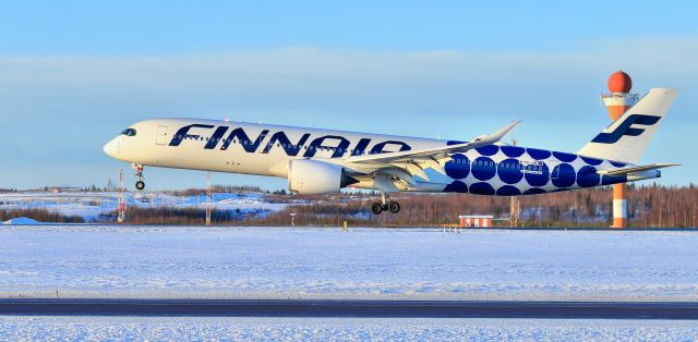 Airbus A350-900 (OH-LWL)