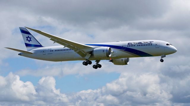 Boeing 787-9 Dreamliner (4X-EDK) - BOE821 on final to Rwy 16R to complete a B1 flight on 6.8.19. (ln 863 / cn 63395).