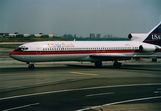 Boeing 727-100 (N812TS) - US Air Shuttle B-727 at KLGA