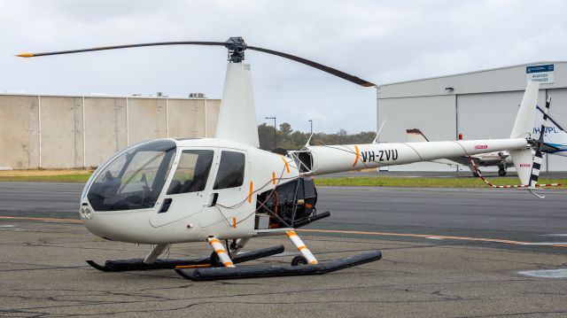 Robinson R-44 (VH-ZVU)