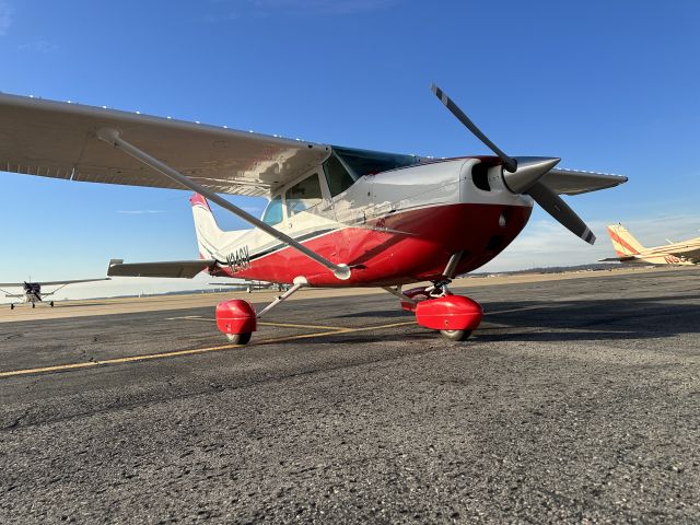 Cessna Skyhawk (N24GV)