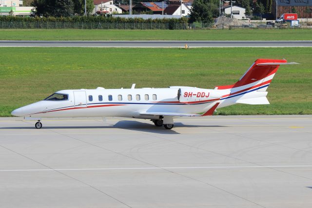 Bombardier Learjet 75 (9H-DDJ)