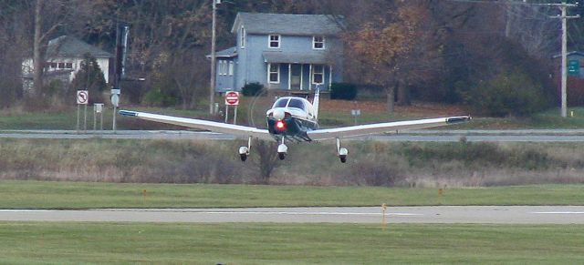 Piper Cherokee (N3772M)