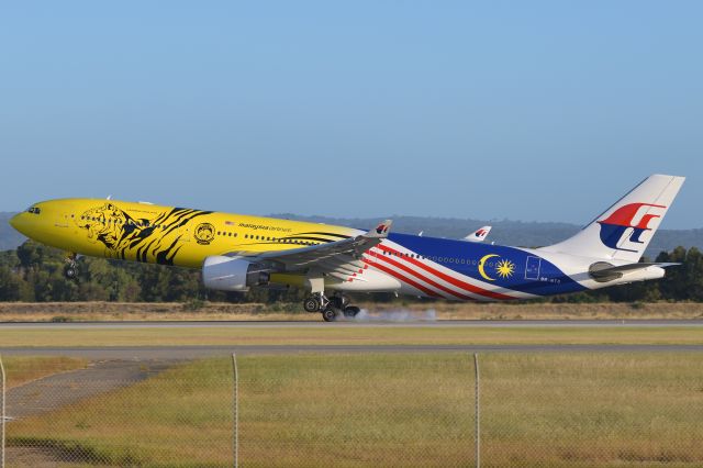 Airbus A330-300 (9M-MTG) - MAS flight 139 from Kuala Lumpur touches down on Rw 05 Saturday 7 November 2020.