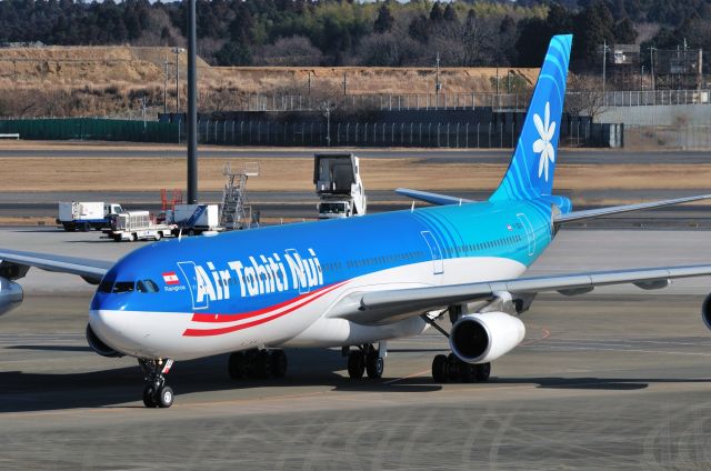 Airbus A340-300 (F-OSEA) - 2011/1/22